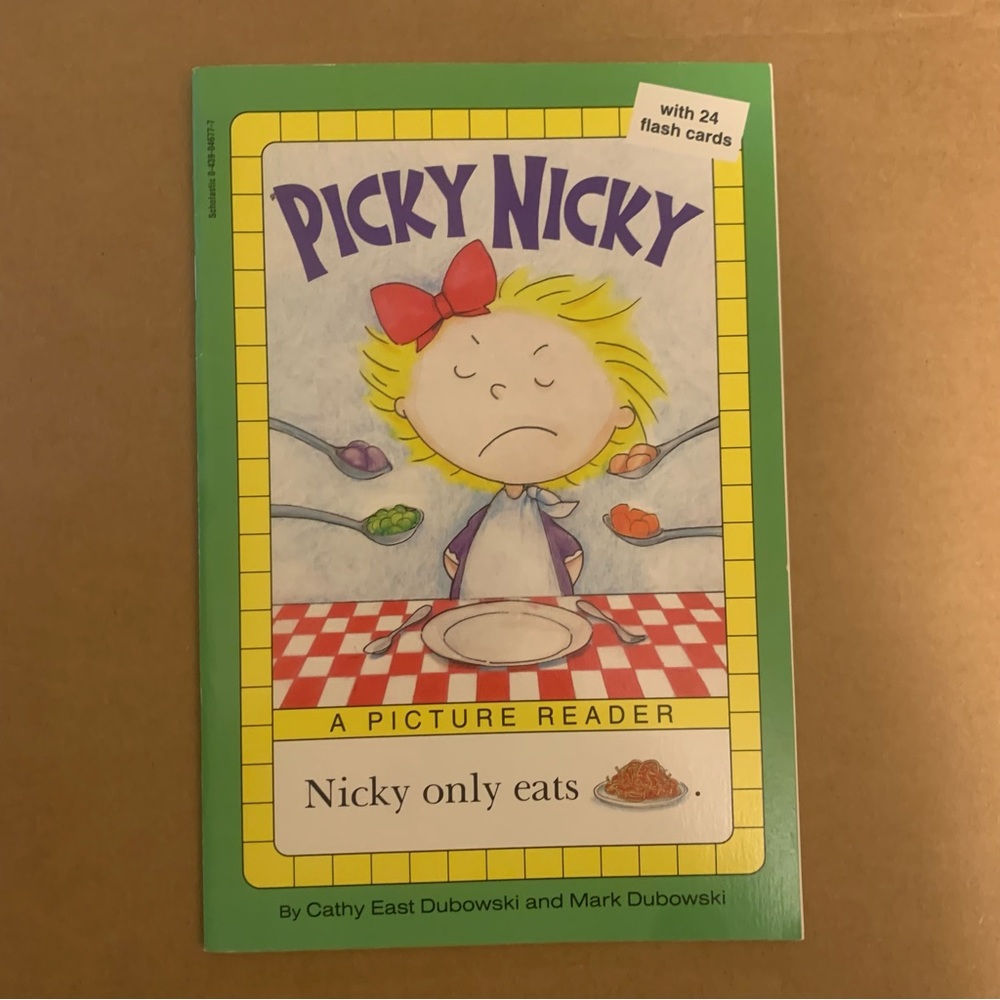 📚2/$12📚 Children’s Early Reader with Flash Cards